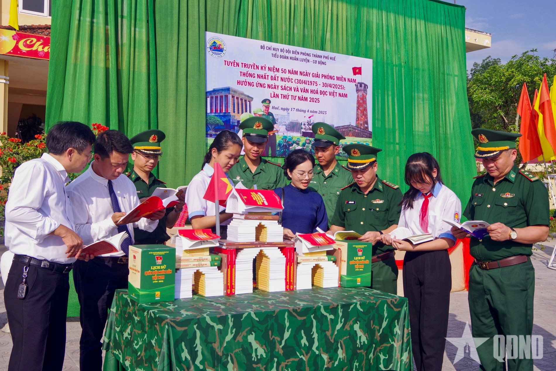 Bộ đội Biên phòng TP Huế hưởng ứng Ngày sách và văn hóa đọc Việt Nam